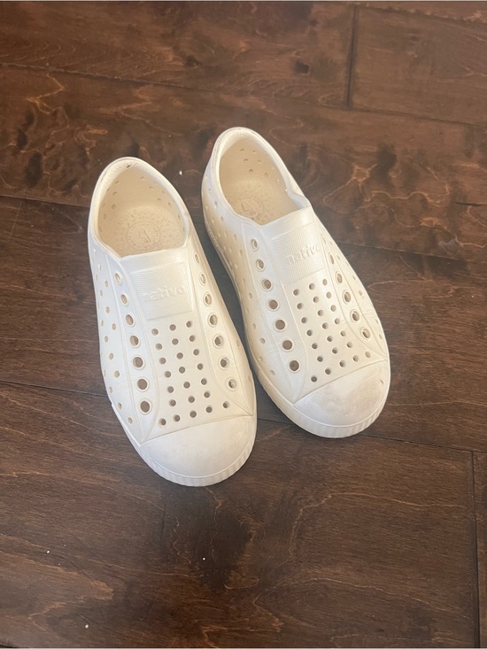 Native Other - Native Unisex Kids White Slip-On Shoes